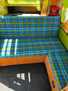 4B11BE18-08F5-4F86-BA3B-558AA94AE25E